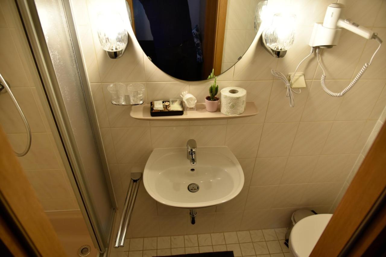 Pension Brenz Hotel Sontheim an der Brenz Ngoại thất bức ảnh